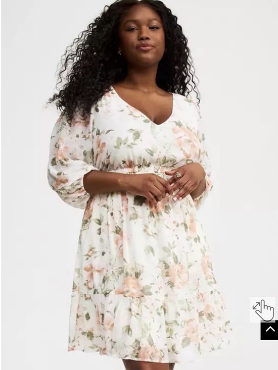 torrid Dresses & Skirts - torrid Sheer Floral Midi Dress in Cream and Peach size 3